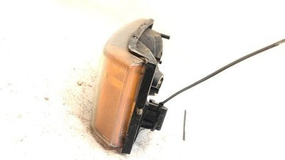 03-07 Silverado 1500 Passenger Right Front Turn Signal Light Lamp Fender Mounted