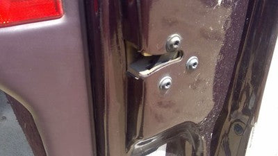 93 Cadillac Fleetwood Passenger Right Front Door Latch With Rods/Cables Assembly