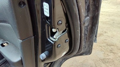 2006-2012 Ford Fusion Passenger Right Rear Door Latch With Rods/Cables Oem Back