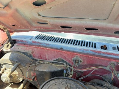 1990 Chevy S10 Pickup Windshield Wiper Cowl Vent Trim Panel Oem Cover
