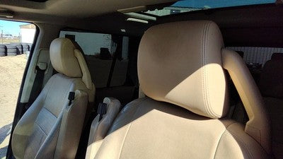 2005-2006 Land Rover Lr3 Pair Of Headrests Oem Left Right Set Seat Tan