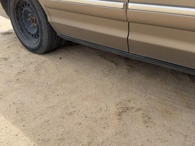 98-08 Grand Marquis Passenger Right Lower Rocker Panel Moulding Side Skirt Oem