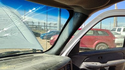 02 Silverado 2500 Hd Passenger Right A Pillar Trim Windshield Post Graphite 12D