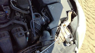 12-18 Focus Ford Complete Air Intake Cleaner Filter Box Housing With Tube 2.0L