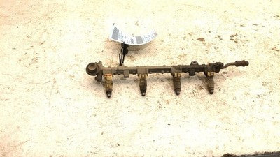 2002 03 Mitsubishi Lancer Complete Fuel Rail With Injectors Set Loaded Oem 2.0L