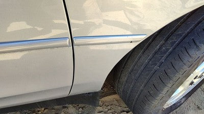 98-02 Intrigue Passenger Right Moulding From Fender Trim Strip Silver 17U
