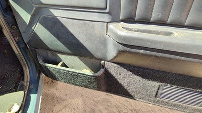 1994 Chevy S10 Blazer Passenger Right Front Door Trim Panel With Switches Black
