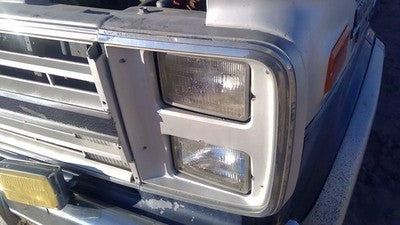 1989 Chevy G20 Van Driver Left Trim Bezel Around Headlight Oem Dual 15596118