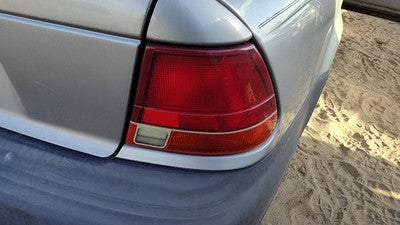1997-1999 Saturn Sl1 Passenger Right Outer Tail Light Brake Lamp Oem Rear