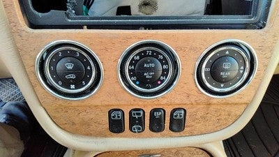 2002-2005 Mercedes Ml350 Temperature Control Module In Dash Heater Ac Head Unit