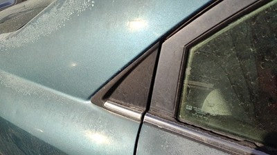 2006 Hyundai Sonata Passenger Right Rear Moulding On Quarter Panel Oem