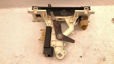 1988-1989 Ford F150 Temperature Control Module In Dash Heater Ac Head Unit Oem