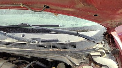 2002-2006 Nissan Altima Driver Left Windshield Wiper Arm Oem Blade Lever