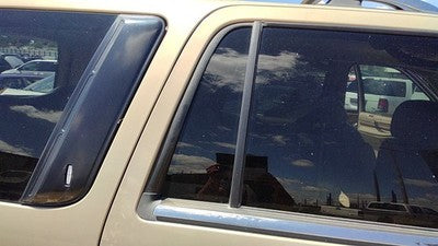 98-02 Navigator Passenger Right Rear Vent Window Back Door Glass With Frame Oem