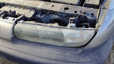 1996-1999 Saturn Sl1 Driver Left Head Light Oem Front Lamp 21111169