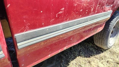 1991 Ford F150 Driver Left Rear Moulding On Quarter Panel Oem Front Box