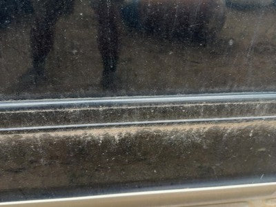 97-02 Ford Expedition Passenger Right Rear Upper Moulding From Door Oem Black