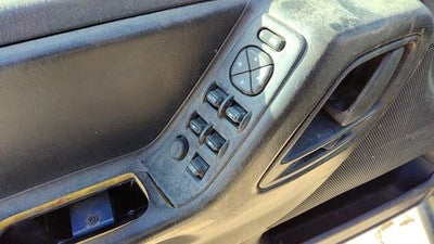 99-04 Jeep Grand Cherokee Driver Left Front Power Window Master Control Switch