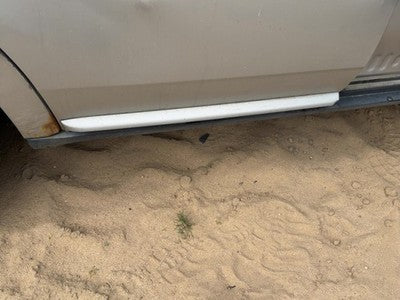 05-07 Fivehundred Passenger Right Rear Moulding From Door Back Trim Strip Silver