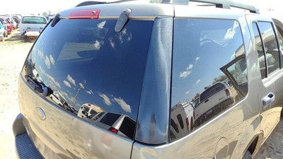 05 Ford Explorer Passenger Right Rear Moulding On Quarter Panel Oem Upper Corner