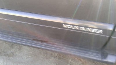 06-10 Mountaineer Passenger Right Front Moulding From Door Trim Charcoal G5