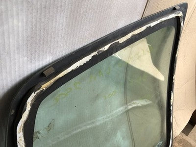 96-24 Chevy Express Van 2500 Passenger Right Rear Back Glass Window Barn Door