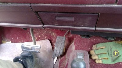 1988 Gmc Sierra 2500 Ash Tray Assembly Oem Slide Out Dash Red 15636806