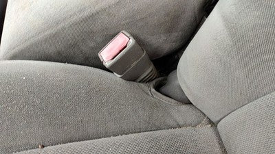 2004 2005 Mercury Sable Driver Left Front Seat Belt Buckle Receiver Oem Gray