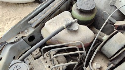 2002-2006 Toyota Camry Coolant Reservoir Radiator Overflow Tank Bottle Oem