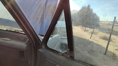 80-91 F250 Pickup Passenger Right Front Vent Window Small Door Glass With Frame