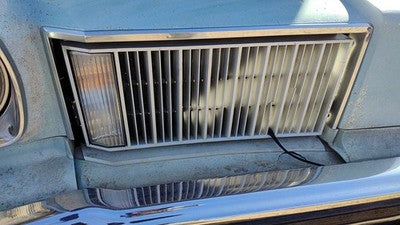 75 Cutlass Supreme Passenger Right Front Grille With Light 551734 2 Door Coupe