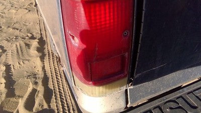 1981-1987 Isuzu Pup Pickup Driver Left Tail Light Brake Lamp Oem Rear 94218842