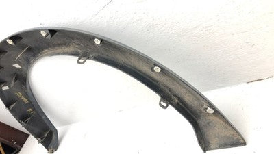 05-09 Land Rover Lr3 Passenger Right Flare Moulding From Fender Trim Strip Black