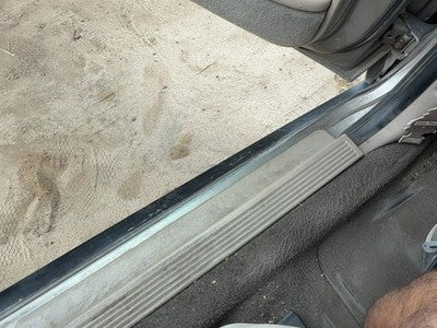 02 Grand Marquis Driver Left Lower Sill Step Moulding Trim Panel Oem Tan Bh