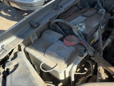 1998-2008 Ford F150 Windshield Washer Fluid Reservoir With Pump Oem Wiper Tank