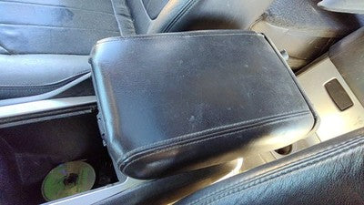 2007-2012 Gmc Acadia Center Console Lid Only Oem Arm Rest Fold Down Black