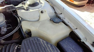 1998 Buick Lesabre Windshield Washer Fluid Reservoir With Pump Oem Wiper Tank