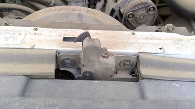 1992-1997 Ford F450 Hood Latch Assembly With Bracket Oem F4tz16138b