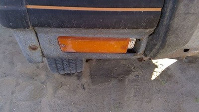 1981-1987 Isuzu Pup Pickup Passenger Right Front Turn Signal Light Lamp Oem