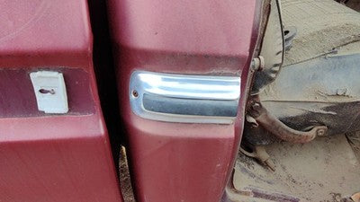 1979 Ford F150 Passenger Right Rear Moulding On Upper Cab Panel Oem