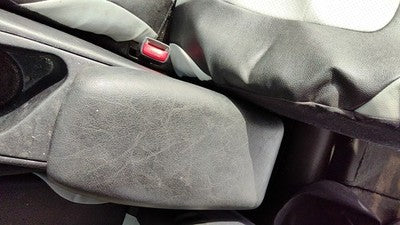 2000-2005 Mitsubishi Eclipse Center Console Lid Only Arm Rest Fold Down Black