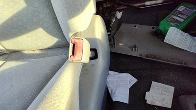 2005-2007 Ford Freestar Passenger Right Front Seat Belt Buckle Receiver Oem Gray