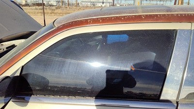 2005-2010 Chrysler 300 Driver Left Front Side Window Door Glass Oem 05065487Ad