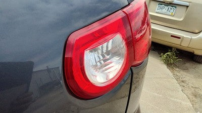 2009-2012 Chevy Traverse Passenger Right Tail Light Oem Inner Brake Lamp Rear