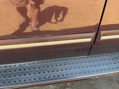 04-05 Durango Driver Left Front Moulding From Door Oem Trim Strip Molten Red Pr8