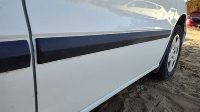2004-2007 Ford Freestar Passenger Right Front Moulding From Door Oem Trim Strip