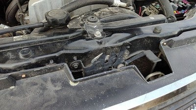 2004-2012 Gmc Canyon Hood Latch Assembly With Bracket Oem