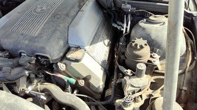 1997 Bmw 540I Driver Left Cylinder Head Assembly Oem 4.4L 11121702378