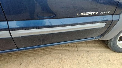 2002 Jeep Liberty Passenger Right Front Moulding From Door Oem Trim Strip