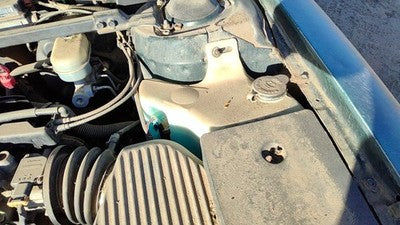 1996 Olds 88 Windshield Washer Fluid Reservoir With Pump Oem Wiper Tank